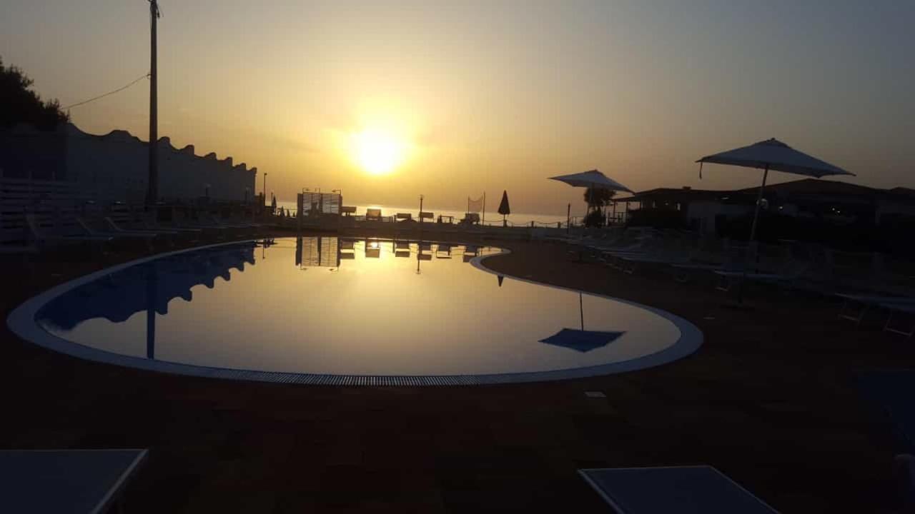 זמברונה Villaggio Residence Emmesse מראה חיצוני תמונה